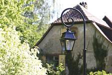 Gartenleuchte am Bischofsstab aus Aluminium oder Messing – Avenue 2 Nr. 8 | Roger Pradier